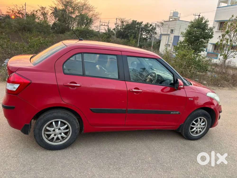 Maruti Suzuki Swift Dzire 2012
