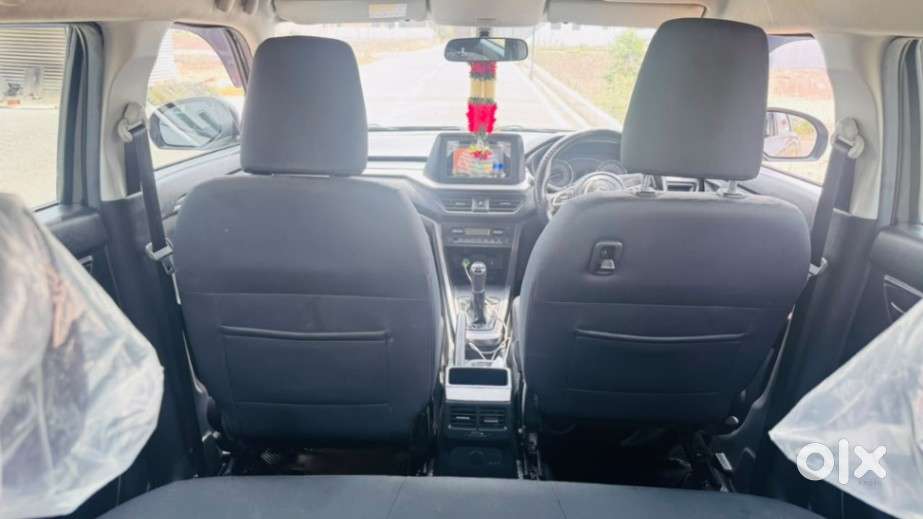 Maruti Suzuki Brezza 1.5 Vxi Smart Hybrid, 2024, Petrol