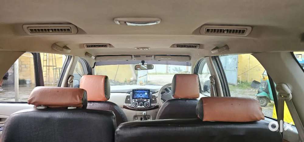 Toyota Innova 2012 Diesel 181000 Km Driven