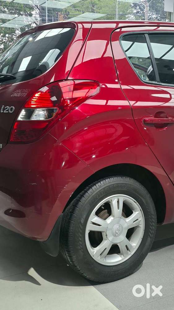 Hyundai I20 2011 Petrol 76500 Km Driven