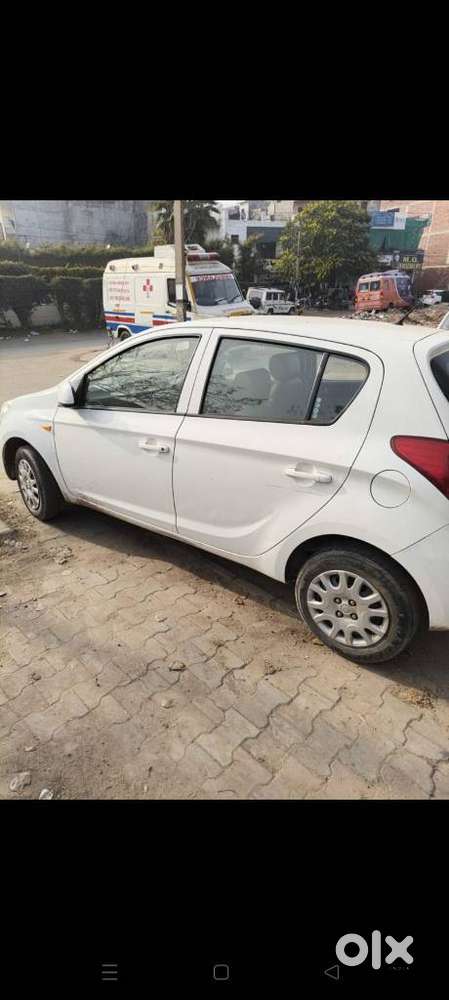 Hyundai I20 2010-2012 1.4 Crdi Magna, 2011, Petrol