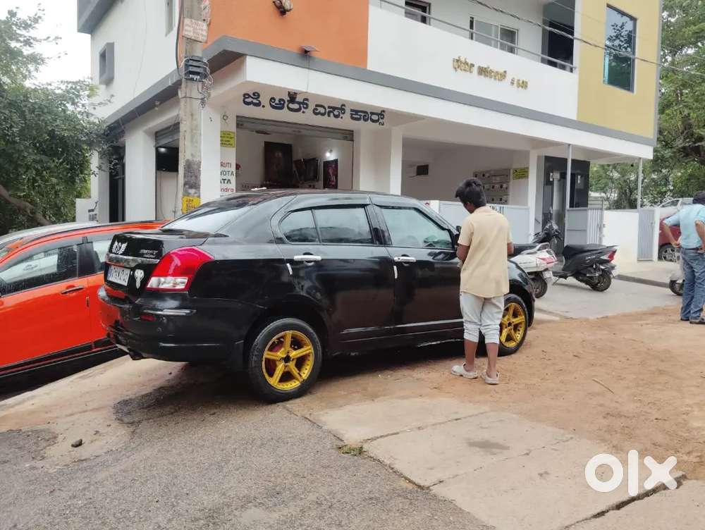 Maruti Suzuki Swift Dzire 2009 Diesel 132000 Km Driven