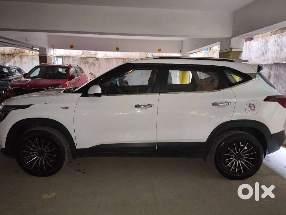 Kia Seltos_personally Owned Used Car In Good Condition