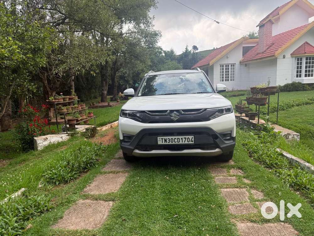 Maruti Suzuki Brezza 1.5 Zxi Smart Hybrid Dual Tone, 2023, Cng & Hyb..