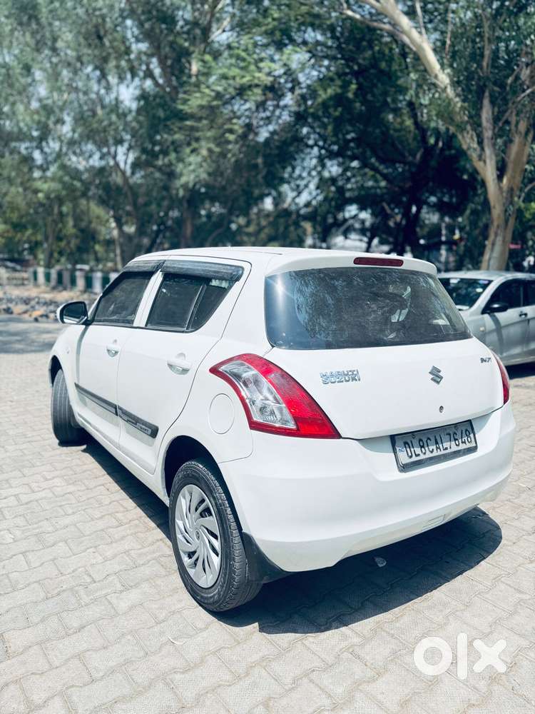 Maruti Suzuki Swift Lxi Optional-o, 2016, Cng & Hybrids