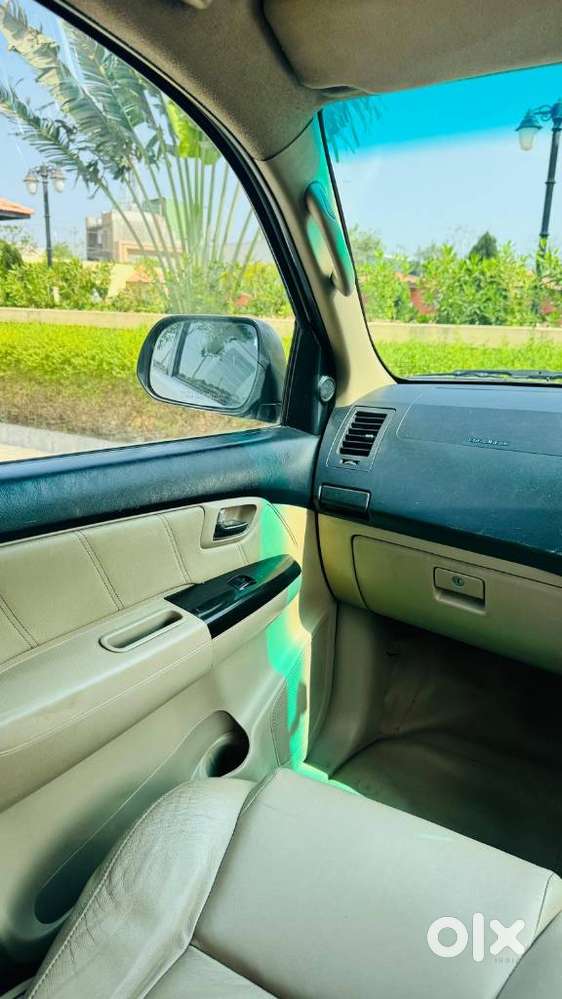 Toyota Fortuner 3.0 4x2 Automatic, 2014, Diesel