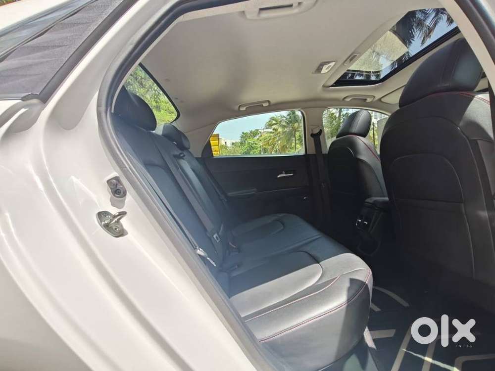 Hyundai Verna 1.5 Sx (o) Turbo Petrol Dct, 2024, Petrol