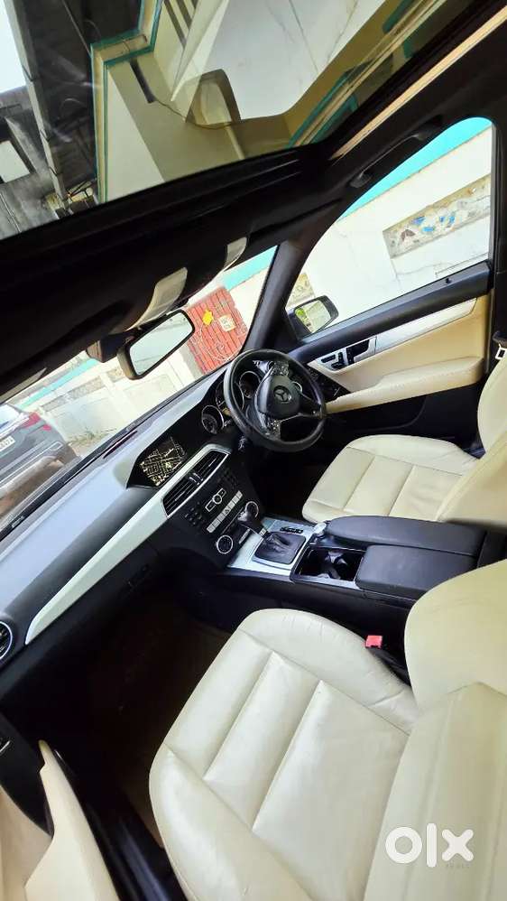 Mercedes C Class 1st Owner Diesal Sunroof Xuv I20 Bmw Audi Rapid Vento
