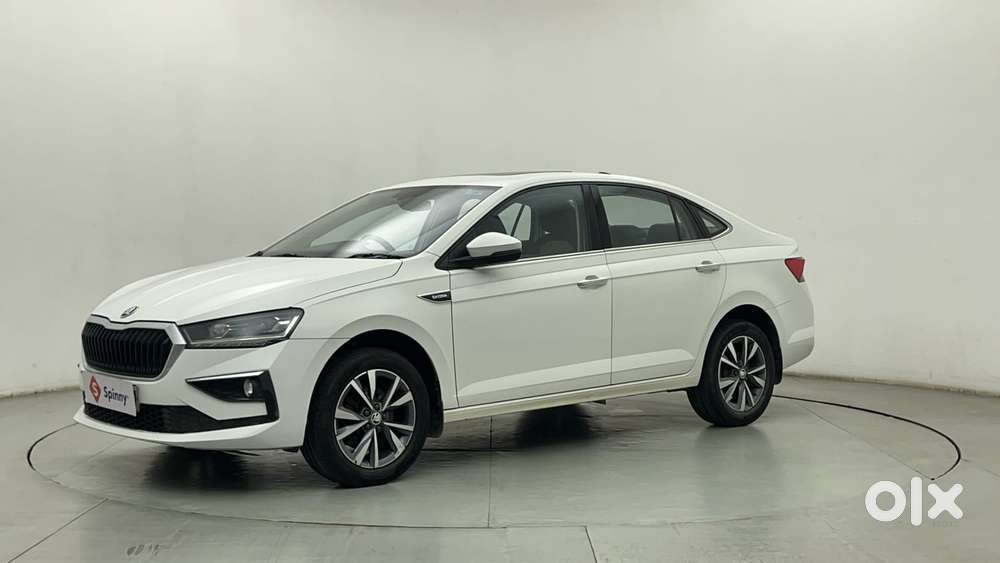 Skoda Slavia Style 1.0l Tsi At, 2022, Petrol