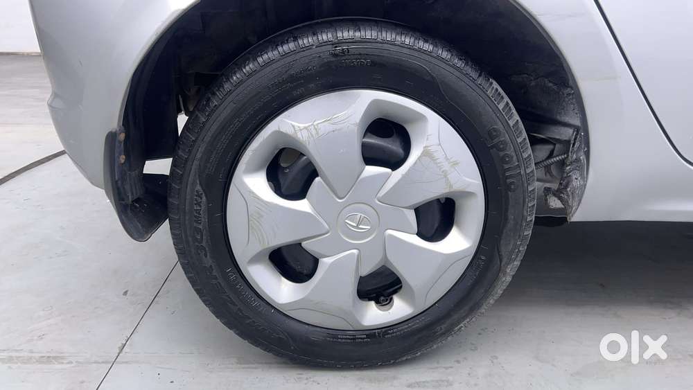 Tata Tiago 1.2 Revotron Xt, 2018, Petrol