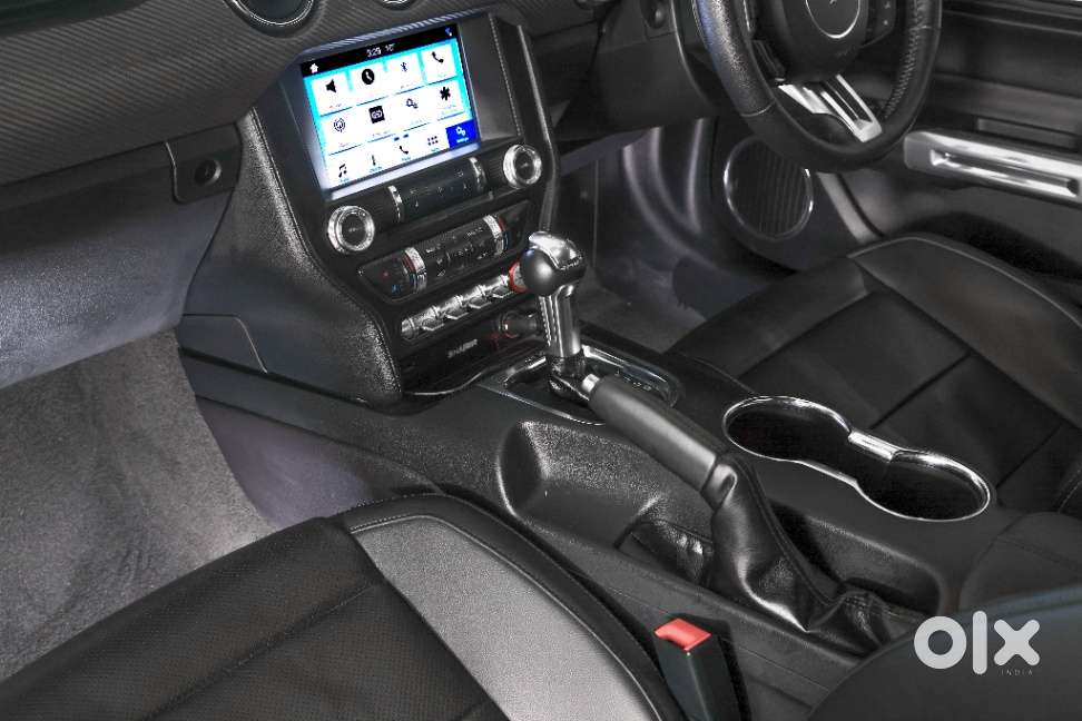 Ford Mustang V8, 2018, Petrol