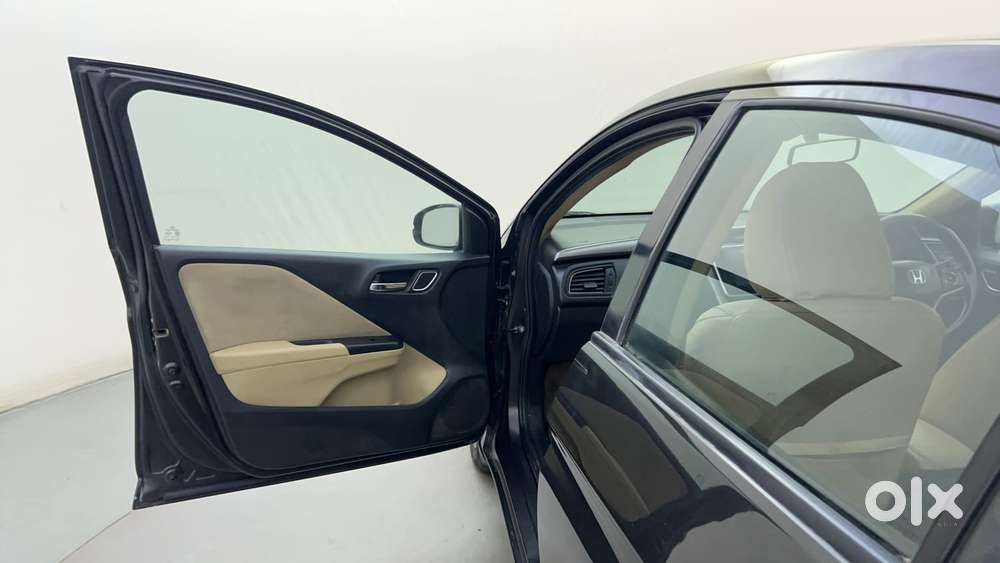 Honda City I-vtec V, 2018, Petrol
