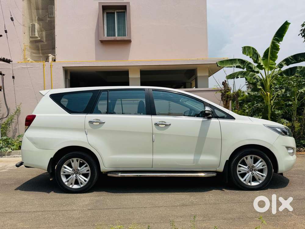 Toyota Innova Crysta, 2016, Diesel