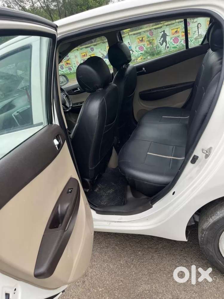 Hyundai I20 Sportz 1.4 Crdi, 2012, Diesel