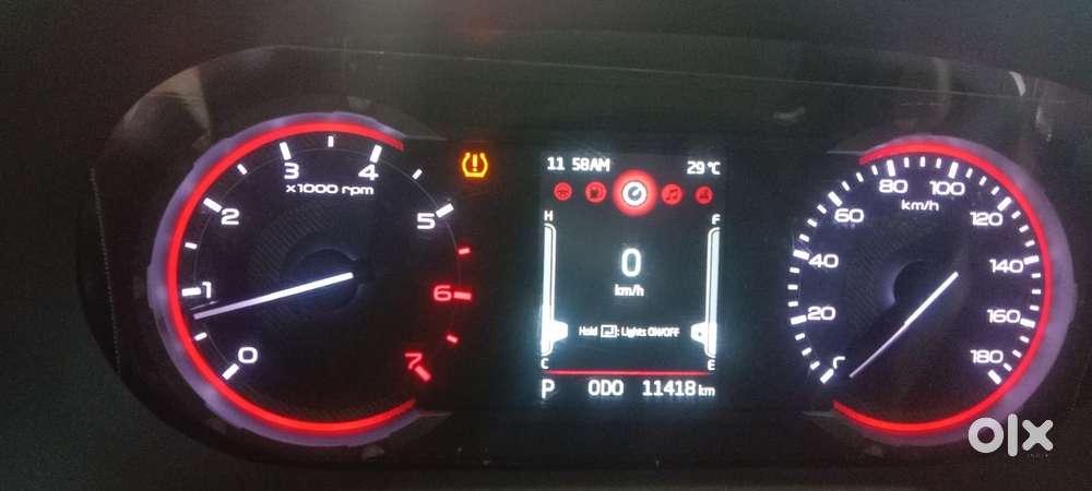 Mahindra Thar Roxx Mx5 Petrol At 2wd, 2024, Petrol