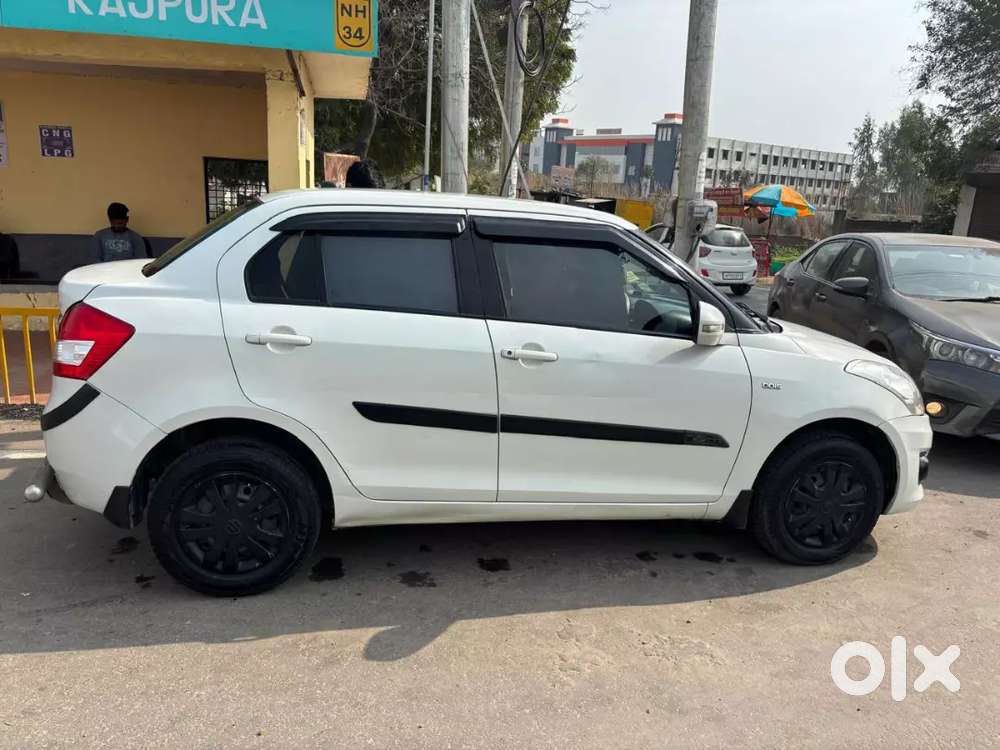 Maruti Suzuki Swift Dzire 2013 Diesel 97500 Km Driven