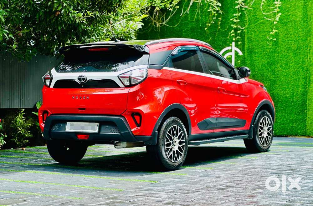 Tata Nexon 1.5 Revotorq Xm (s), 2022, Petrol