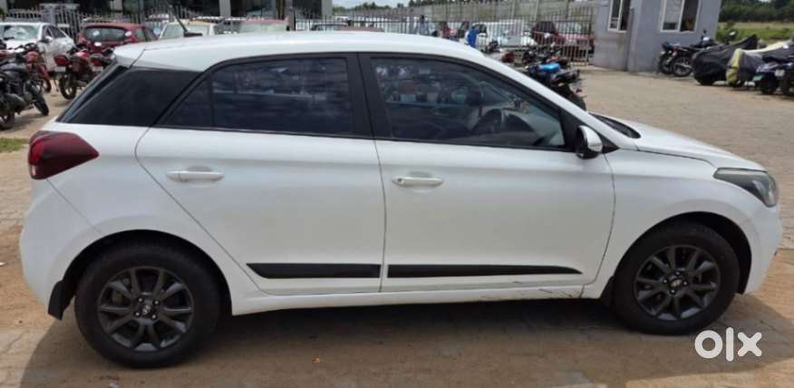 Hyundai I20 Sportz Plus, 2020, Petrol