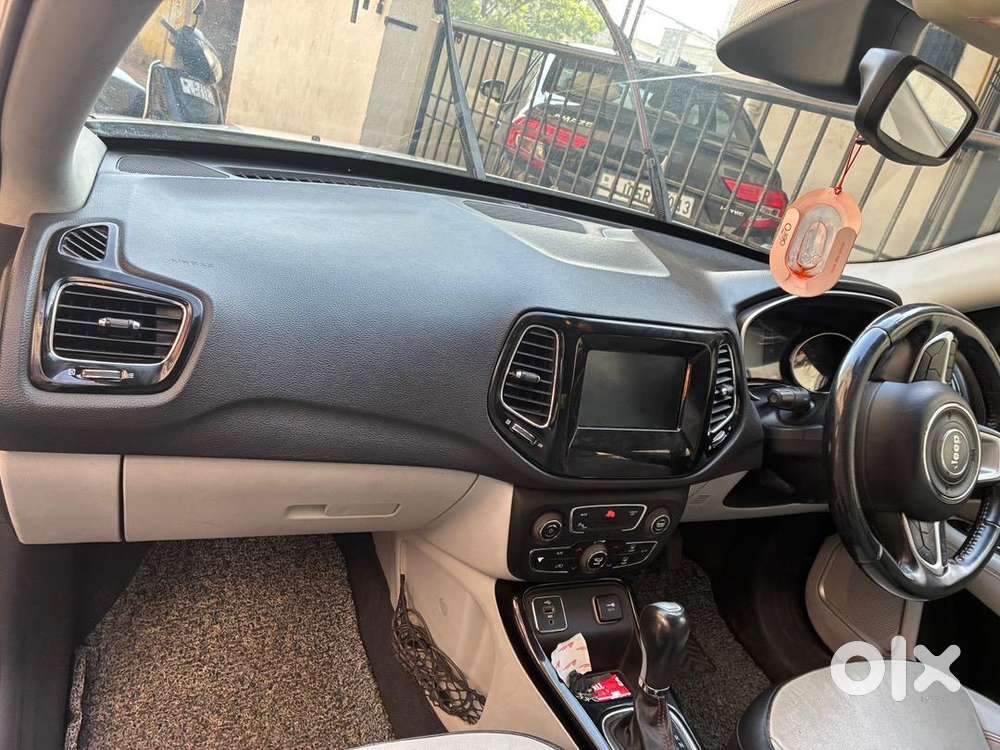 Jeep Compass 2017 Petrol Well Maintained