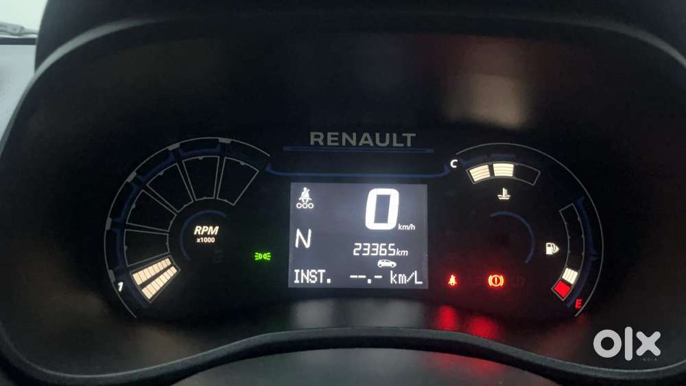 Renault Kwid 1.0 Rxt Amt, 2024, Petrol