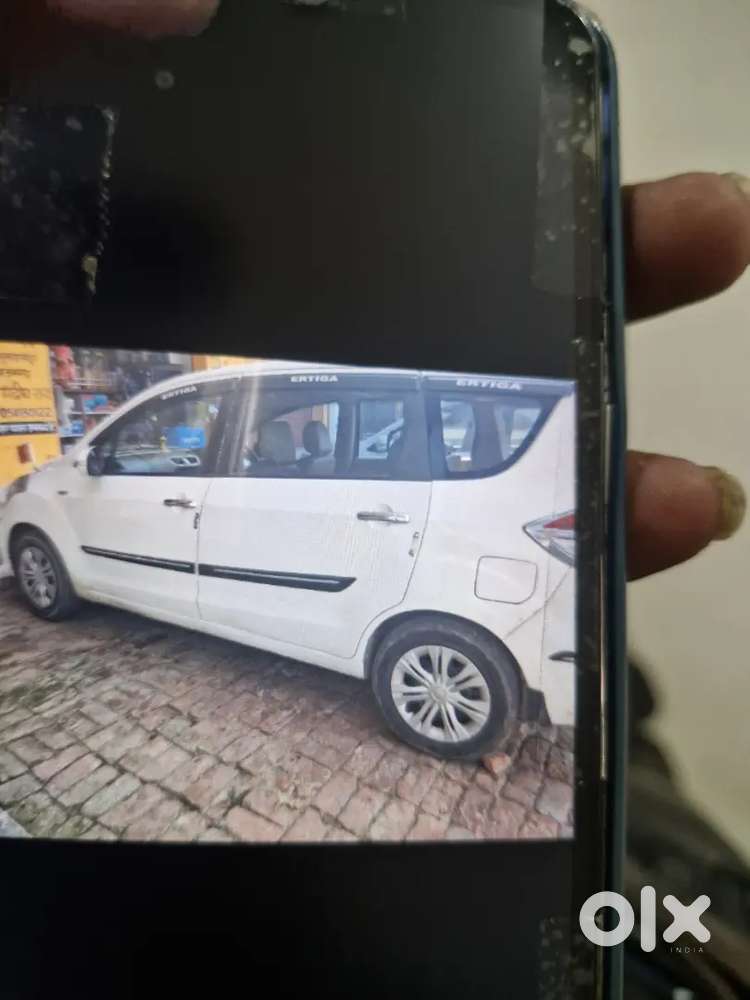 Maruti Suzuki Ertiga 2016 Diesel 175000 Km Driven