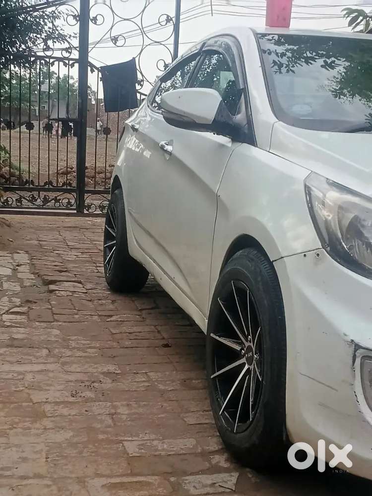 Hyundai Verna Fluidic 2012 Diesel Manual