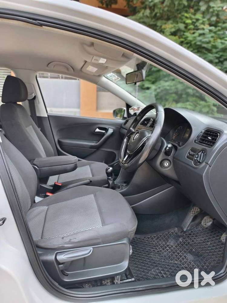 Volkswagen Vento 1.6 Comfortline, 2019, Petrol