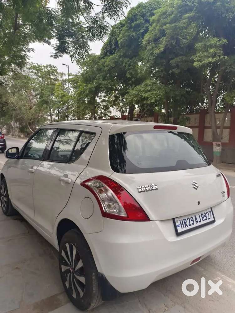 Maruti Suzuki Swift 2015 Diesel 99500 Km Driven