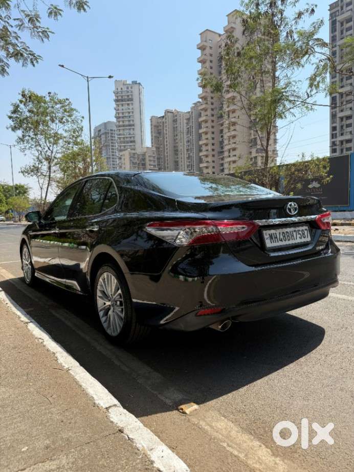 Toyota Camry Hybrid, 2019, Electric