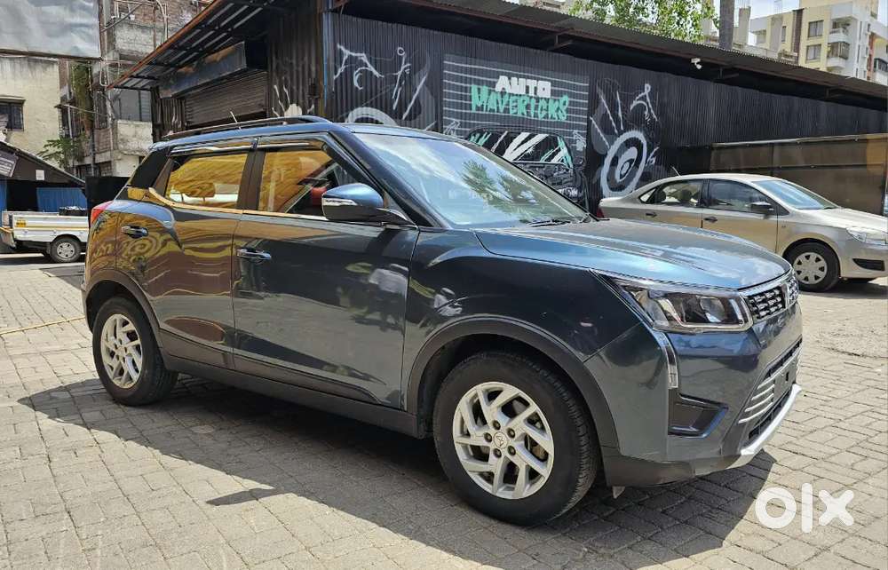 2023 Mahindra Xuv300 W8 Diesel Manual With Sunroof
