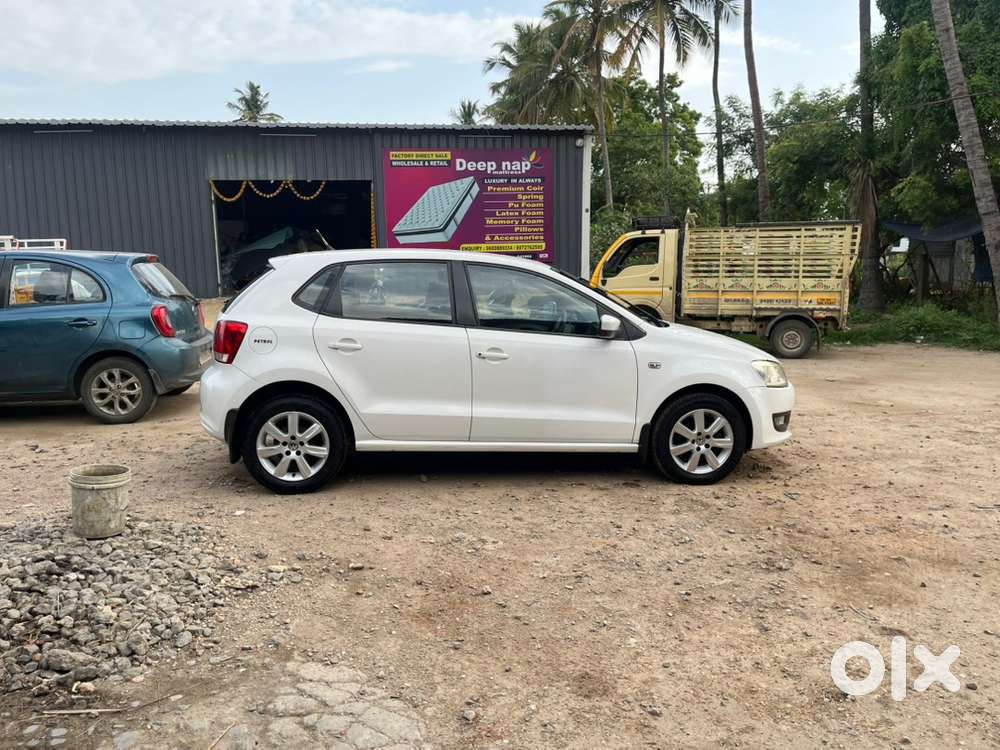 Volkswagen Polo Highline 2011 Petrol Manual