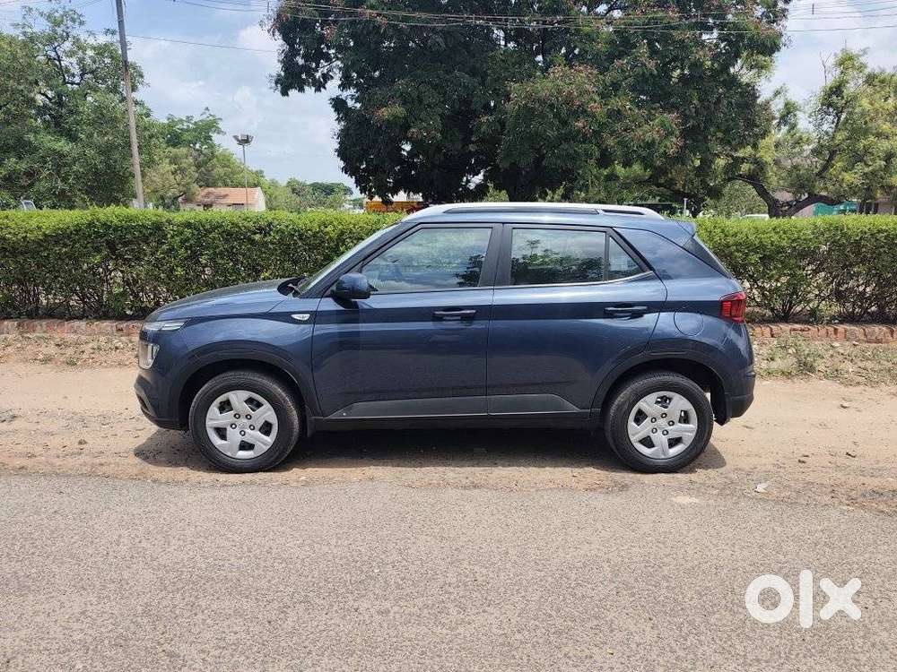 Hyundai Venue 1.0 S (o) Turbo Dct, 2020, Petrol