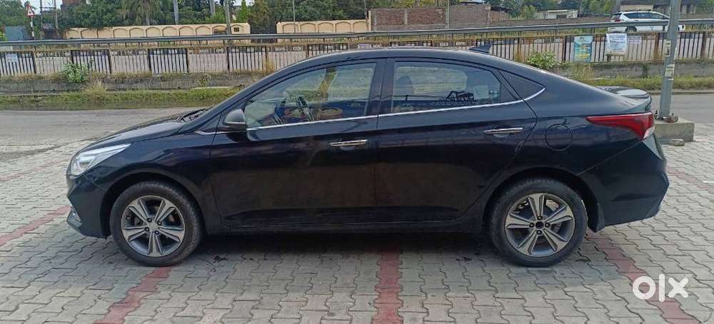 Hyundai Verna 1.6 Sx (o) Vtvt Se, 2019, Petrol