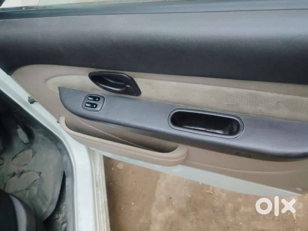 Fornt Power Window Power String Cool Ac Touch Screen