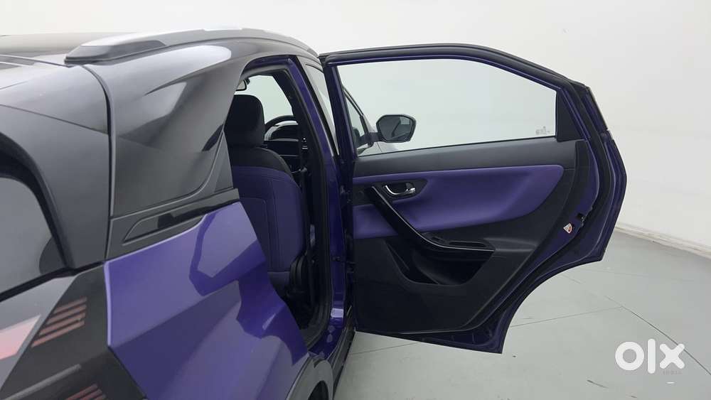 Tata Nexon Fearless Plus S Purple 1.2 Revotron Petrol 7dca Dual Tone..