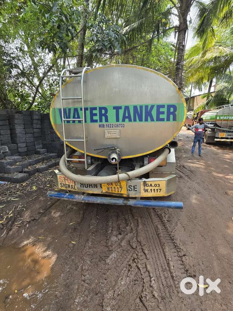 Water tanker - Commercial & Other Vehicles in Porbavaddo, Calangute ...