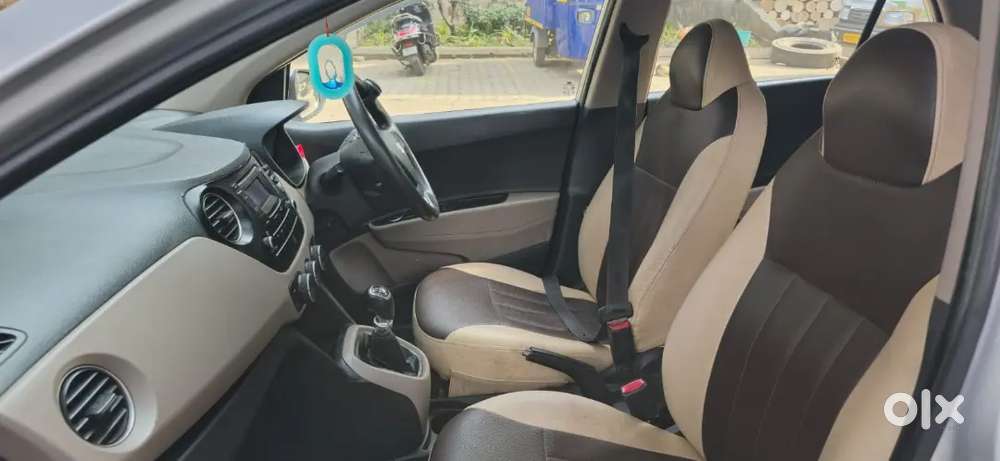 Hyundai Grand I10 Sportz 2015 Petrol 70000 Km Driven