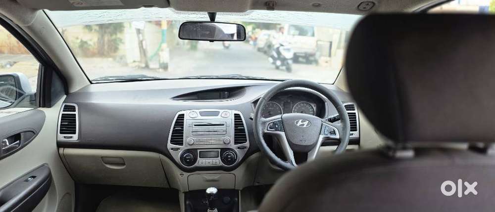 Hyundai I20 Asta (o) 1.2 Mt, 2010, Petrol