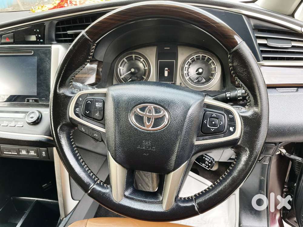 Toyota Innova Crysta