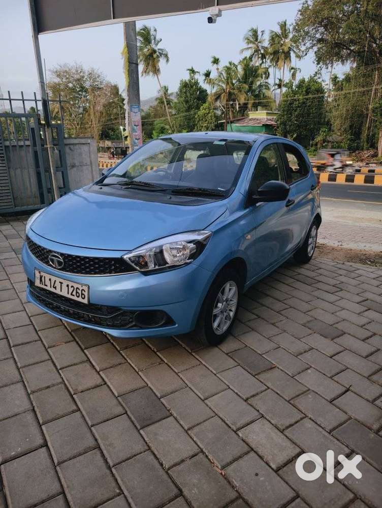 Tata Tiago, 2016, Petrol