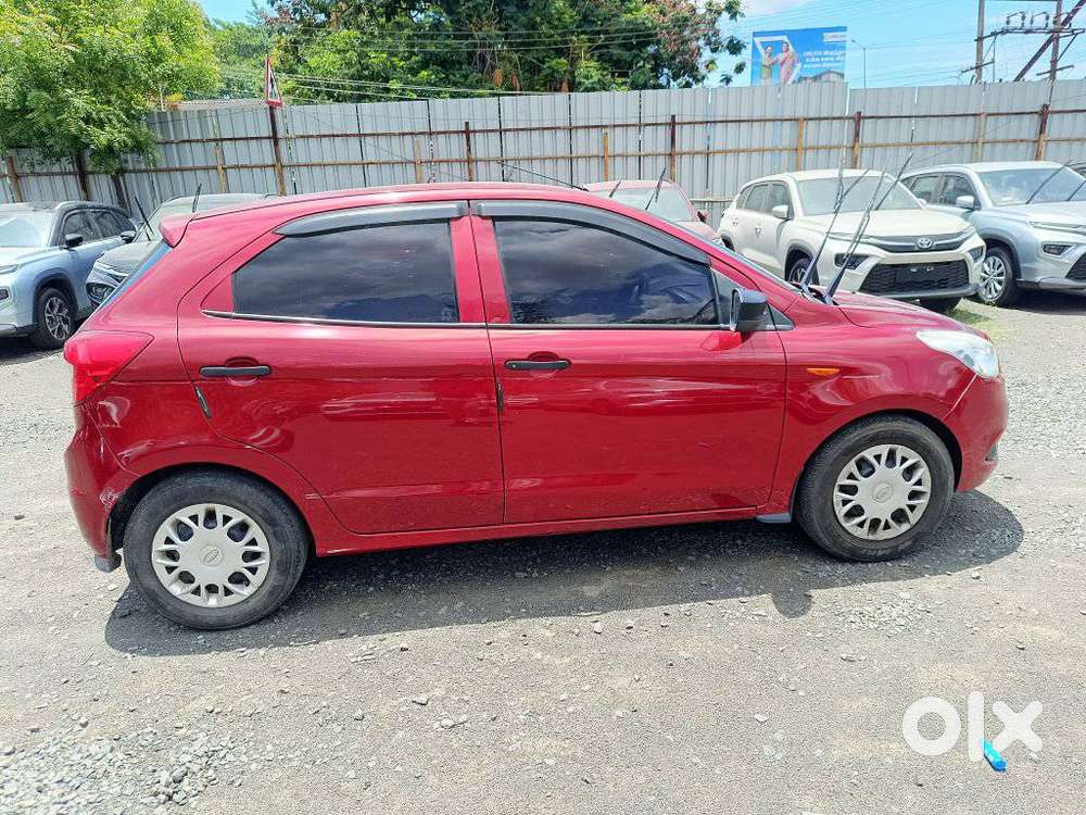 Ford Figo, 2016, Petrol