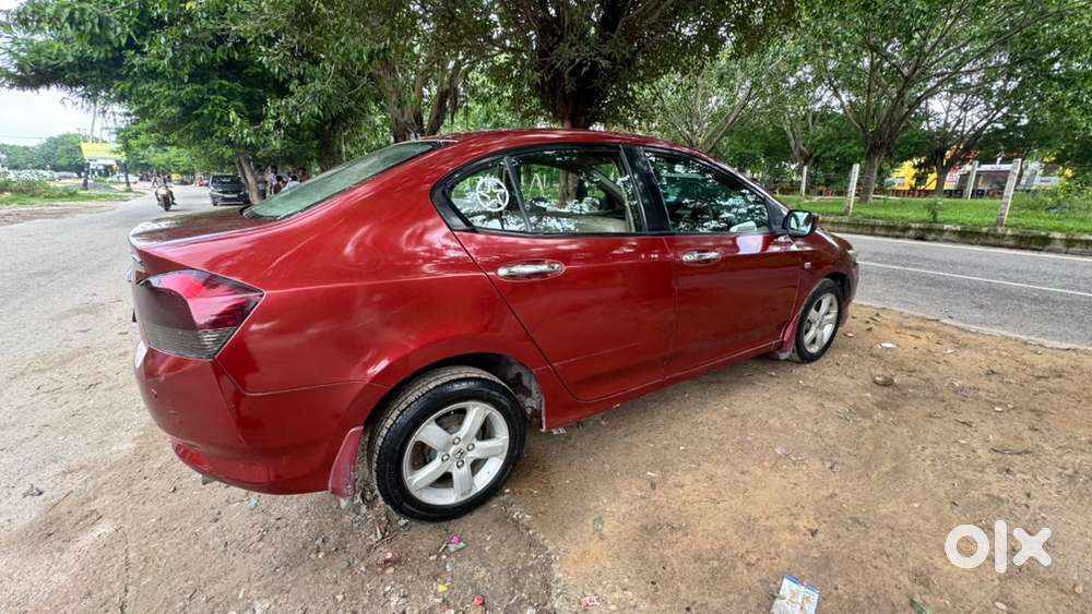 Honda City Hybrid 2013