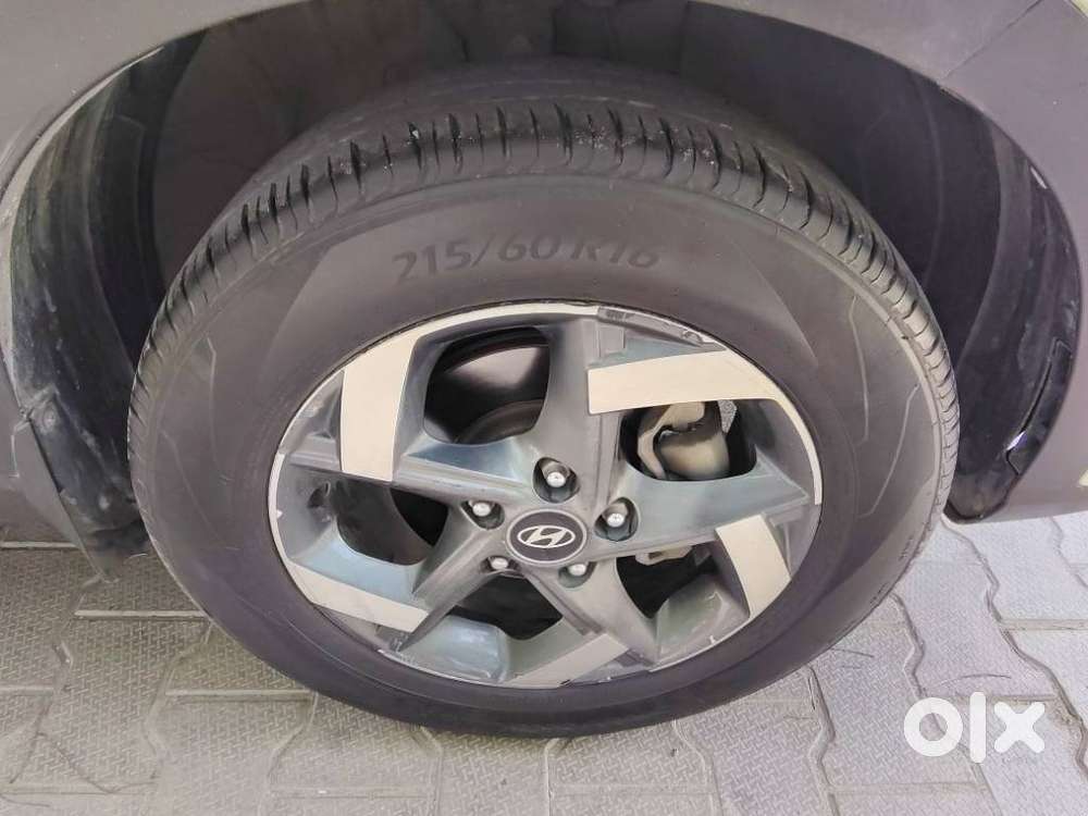 Hyundai Venue E, 2019, Cng & Hybrids