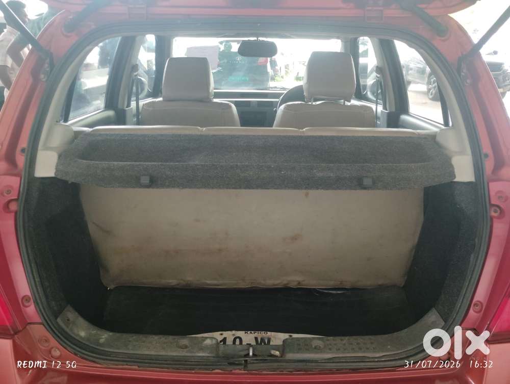 Maruti Suzuki Swift Lxi Bsiii, 2009, Petrol