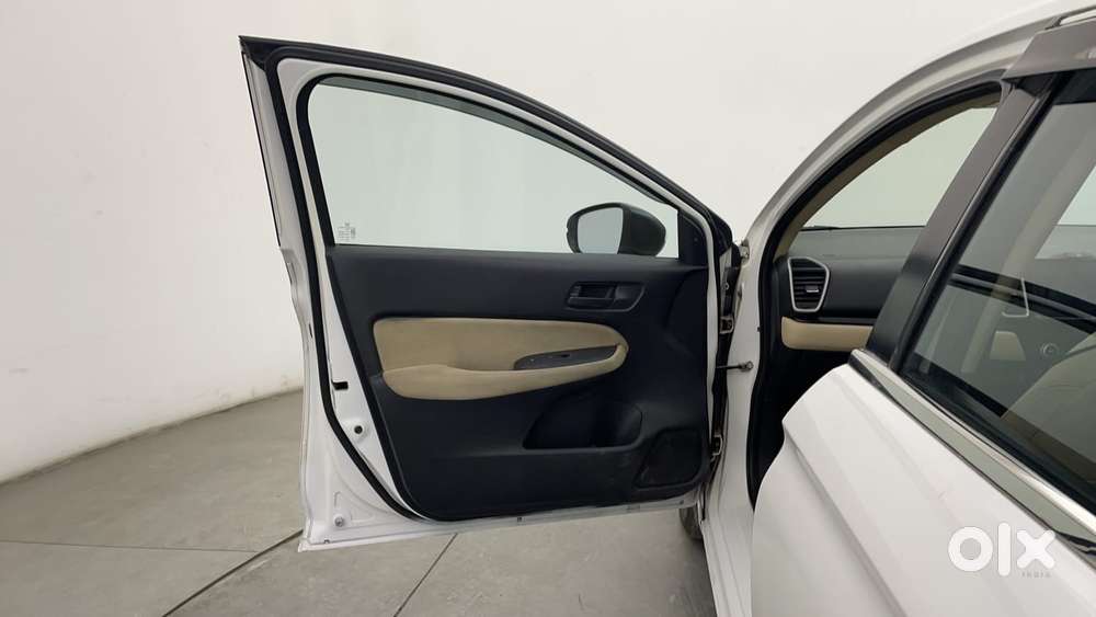 Honda City I-vtec V, 2022, Petrol