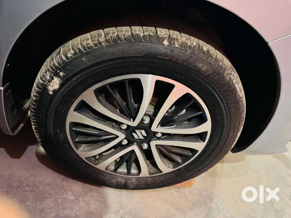 Maruti Suzuki Ertiga 2023 Petrol 22700 Km Driven Zxi Excellent