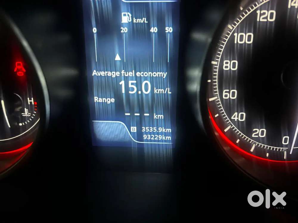 Maruti Suzuki Swift 2023 Petrol 93229 Km Driven