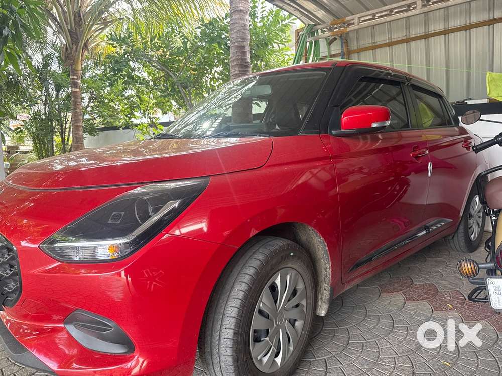 Maruti Suzuki Swift Vxi 2025
