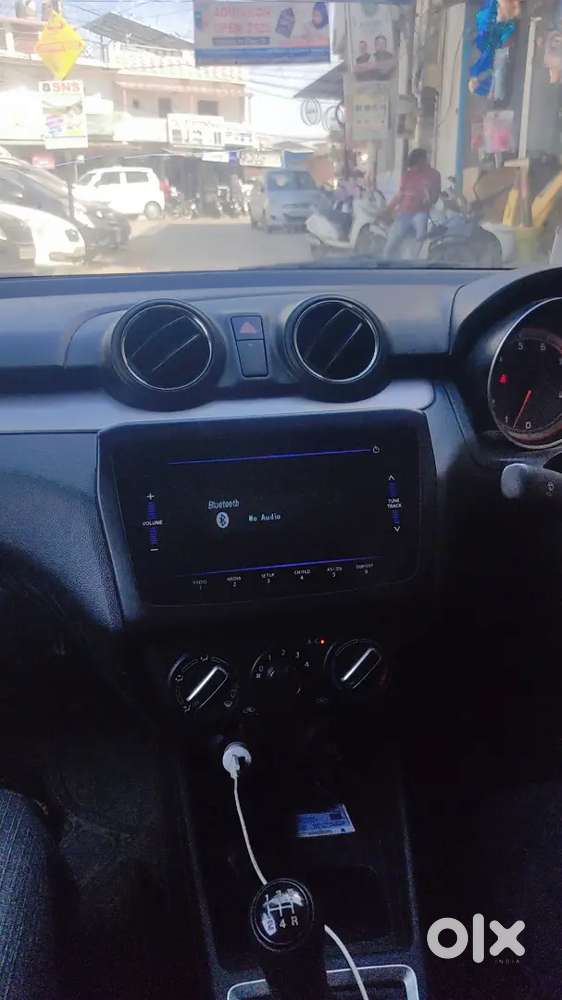 Maruti Suzuki Swift 2022 Petrol