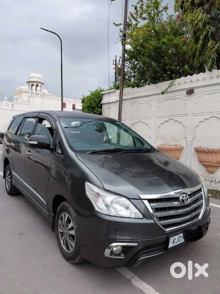 Toyota Innova Diesel 2015